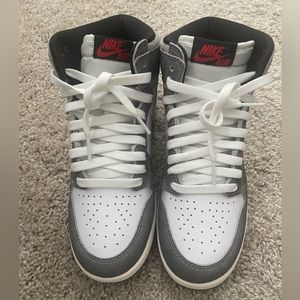 Air Jordan 1 Retro High OG GS Black/White/Light Smoke Grey/Fire Red